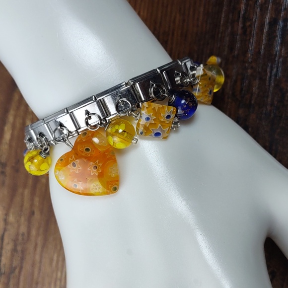 Cha Cha Bracelet - Picture 2 of 3